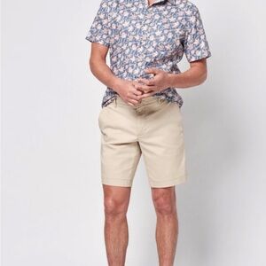 Island Life Short (8" Inseam) Size: 36